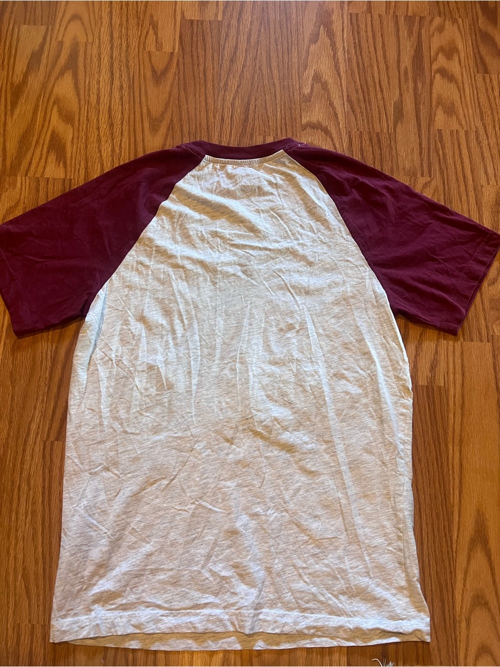 Rivalry Threads Maroon & White Raglan Graphic Tee - Picture 3 of 3